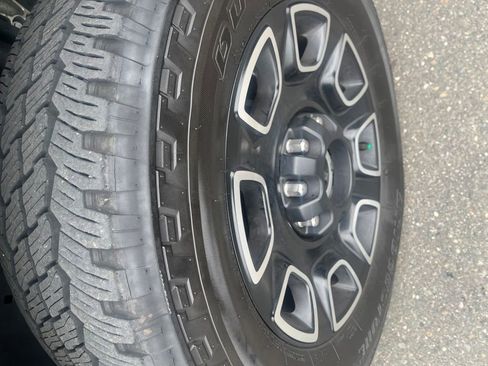 Used 2024 Ford F350 Platinum AWD/4WD image 4