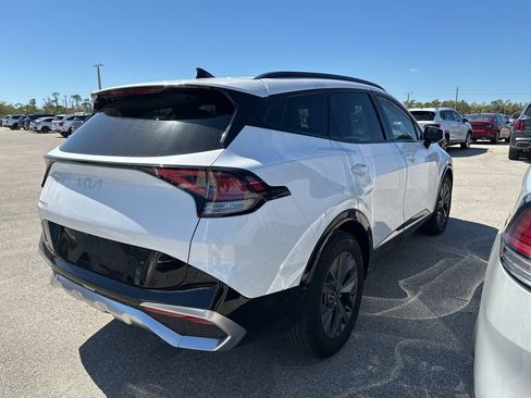 Certified 2023 Kia Sportage SX image 7