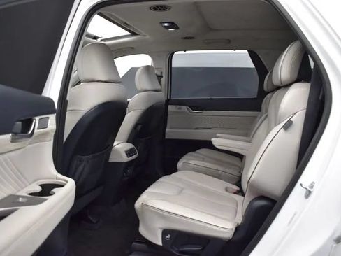 Used 2023 Hyundai Palisade Calligraphy FWD image 15