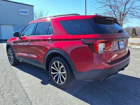 New 2026 Ford Explorer ST-Line image 7