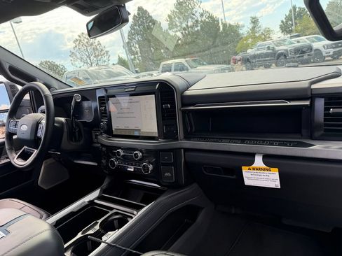 Used 2026 Ford F450 Platinum AWD/4WD image 29