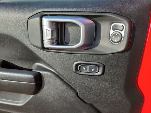 Used 2020 Jeep Wrangler Unlimited Rubicon image 25