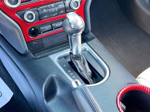 Used 2019 Ford Mustang Coupe image 16