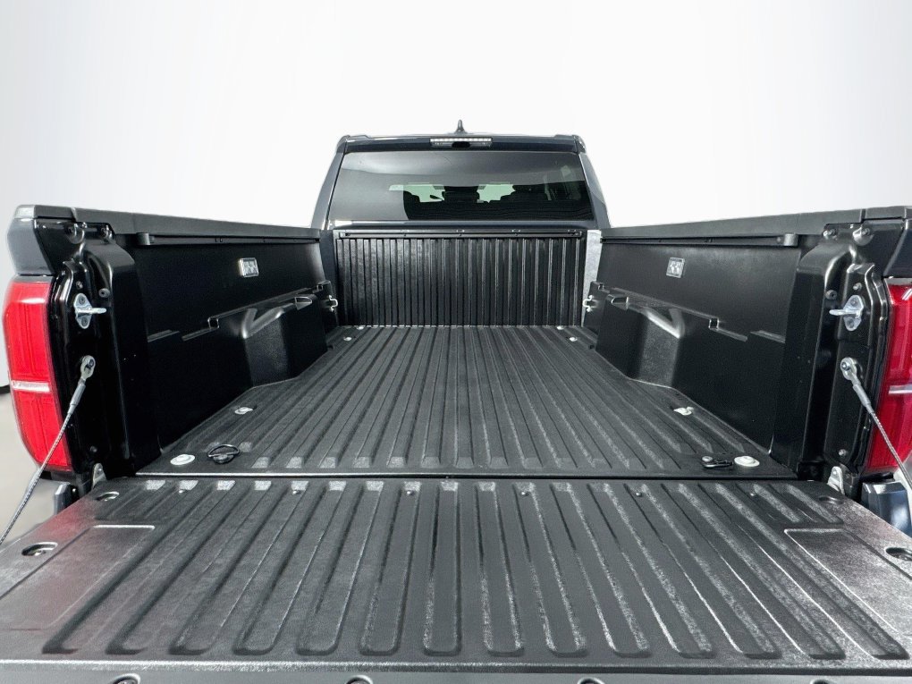 Used 2025 Toyota Tacoma TRD Off-Road AWD/4WD image 26