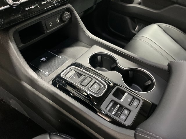 New 2026 Honda Pilot Touring image 21