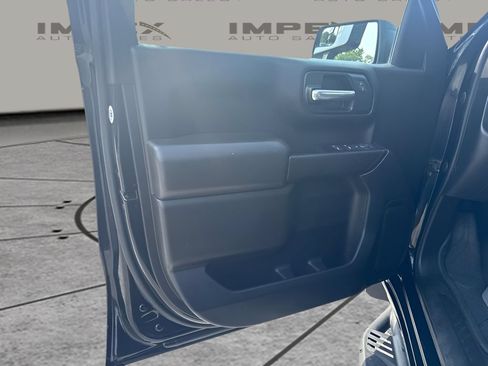 Used 2023 Chevrolet Silverado 1500 Custom AWD/4WD image 14