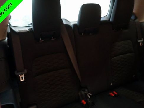 Used 2025 Nissan Pathfinder SV w/ SV Premium Package image 49