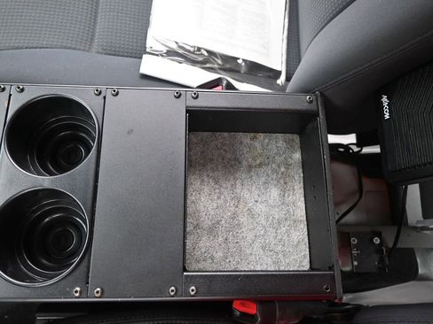 Used 2010 Dodge Charger Police image 21
