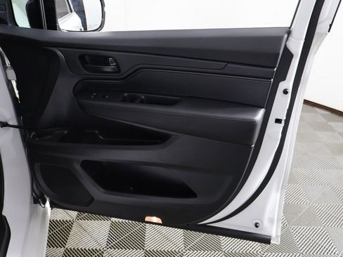 Used 2024 Honda Odyssey Sport image 26
