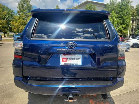 Certified 2024 Toyota 4Runner SR5 Premium w/ Moonroof Package RWD image 4