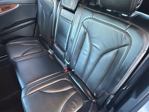 Used 2017 Lincoln MKX Reserve w/ Lincoln MKX Climate Package image 23