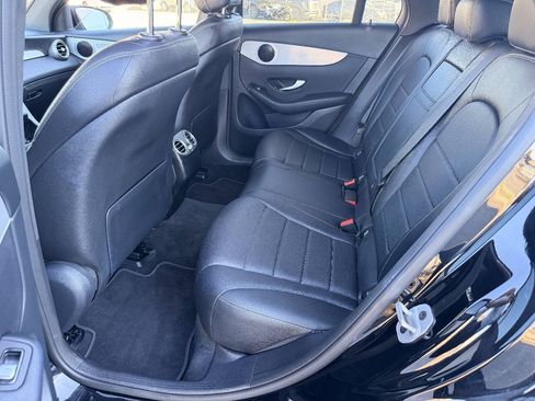 Used 2022 Mercedes-Benz GLC 300 image 22