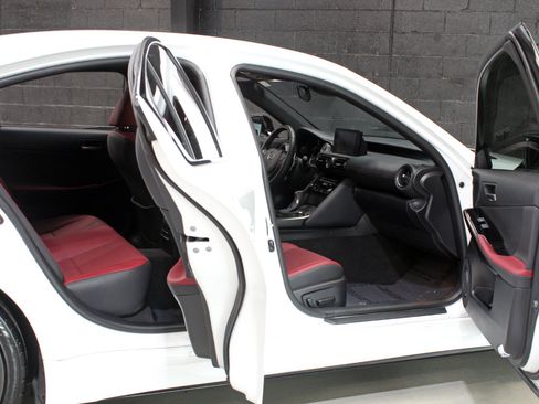 Used 2024 Lexus IS 350 F Sport RWD image 33