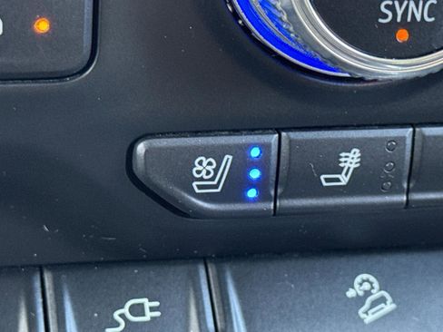 Used 2021 GMC Sierra 1500 AT4 w/ AT4 Value Package image 20