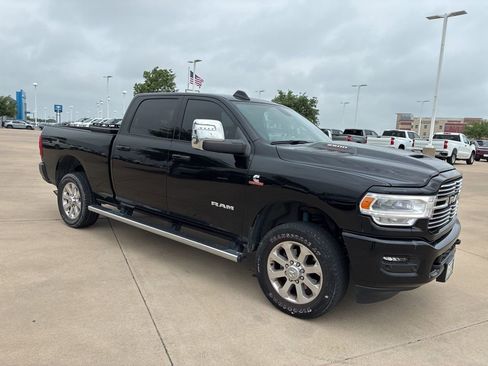 Used 2023 RAM 2500 Laramie AWD/4WD image 5