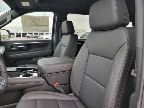 New 2026 Chevrolet Tahoe Z71 w/ Z71 Off-Road Package AWD/4WD image 13