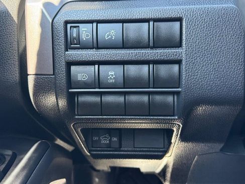 Certified 2025 Toyota Tacoma 4x4 Double Cab image 14
