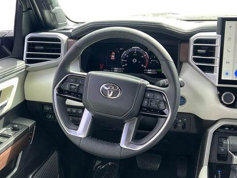 Used 2023 Toyota Sequoia Capstone image 15