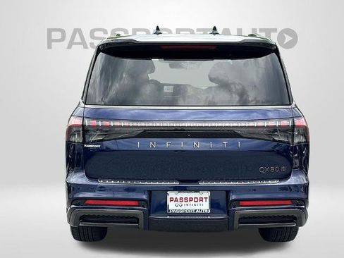 Certified 2025 INFINITI QX80 Autograph w/ Autograph Exterior Package AWD/4WD image 3