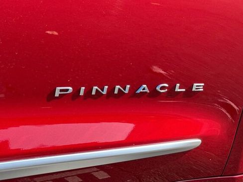 New 2026 Chrysler Pacifica Pinnacle image 26