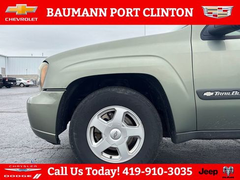 Used 2003 Chevrolet TrailBlazer LS w/ Preferred Equipment Group AWD/4WD image 28