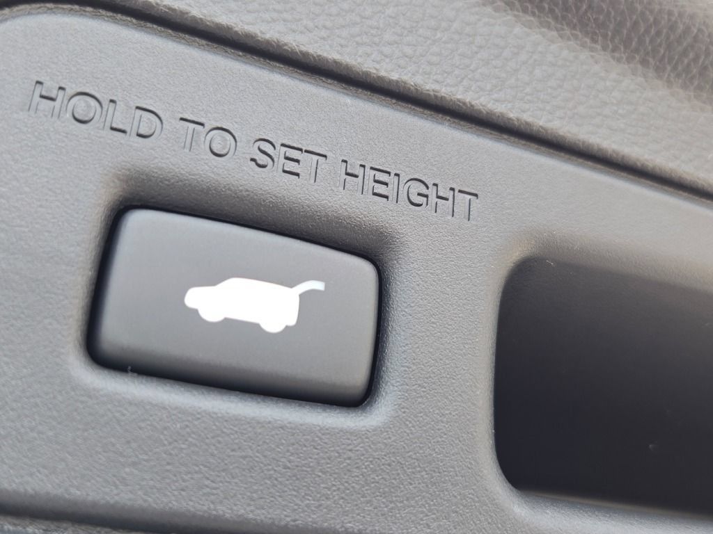 New 2026 Acura MDX SH-AWD image 23