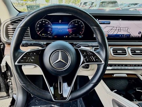 Used 2024 Mercedes-Benz GLE 350 4MATIC image 23