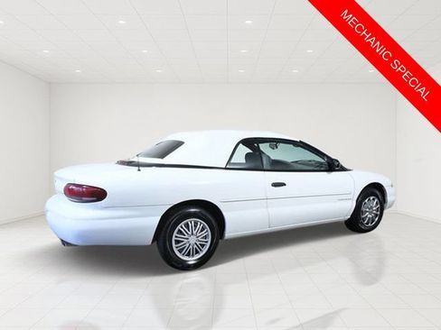 Used 1997 Chrysler Sebring JX FWD image 6