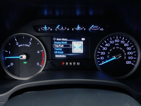 Used 2022 Ford F250 XLT w/ XLT Premium Package AWD/4WD image 24