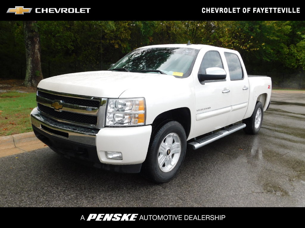 Used 2011 Chevrolet Silverado 1500 LT w/ All-Star Edition AWD/4WD image 1