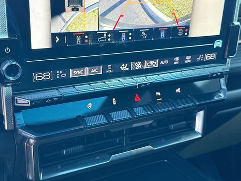 Certified 2024 GMC Hummer EV 3X image 16