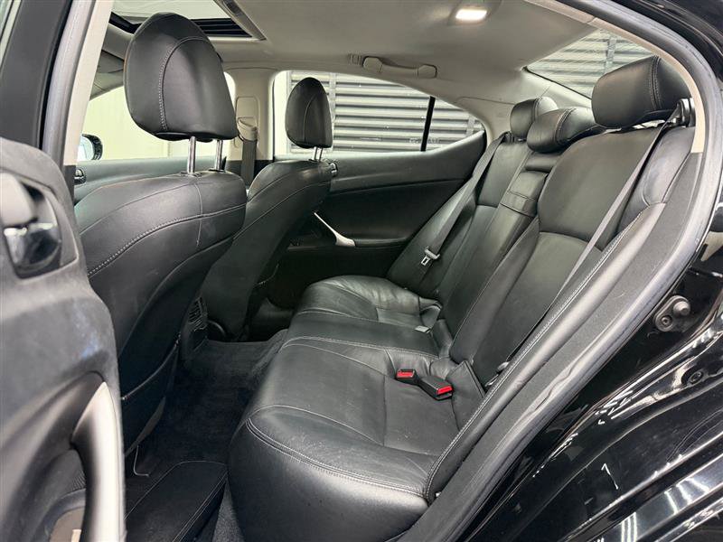 Used 2009 Lexus IS 250 w/ Preferred Accessory Pkg RWD image 14