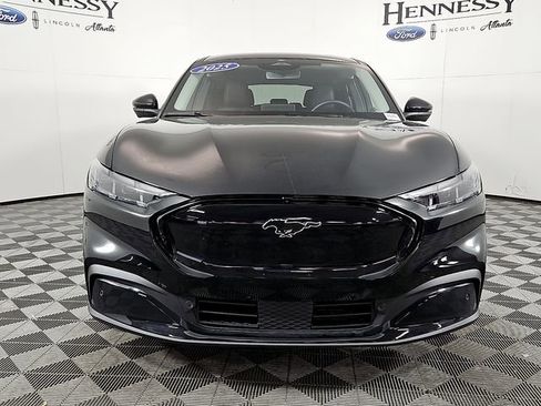 Used 2025 Ford Mustang Mach-E Premium image 3