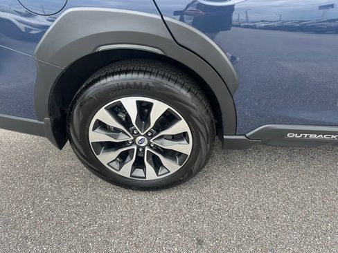 Used 2025 Subaru Outback Limited w/ Popular Package #2 image 5