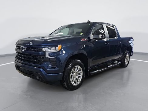 Certified 2022 Chevrolet Silverado 1500 RST w/ Convenience Package II image 9