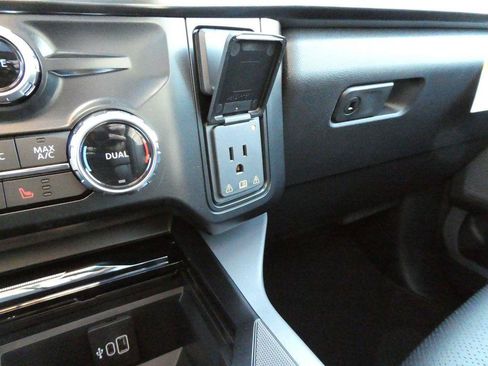 New 2026 Ford F250 Lariat AWD/4WD image 29