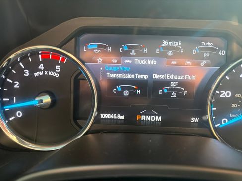 Used 2020 Ford F250 Platinum w/ FX4 Off-Road Package AWD/4WD image 18