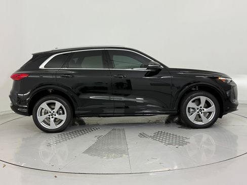 New 2025 Audi Q5 Premium Plus image 8