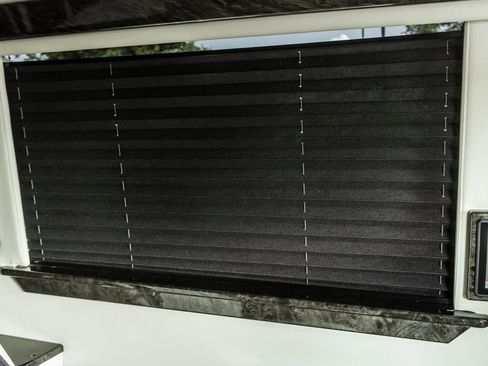 Used 2022 Mercedes-Benz Sprinter 3500 image 29