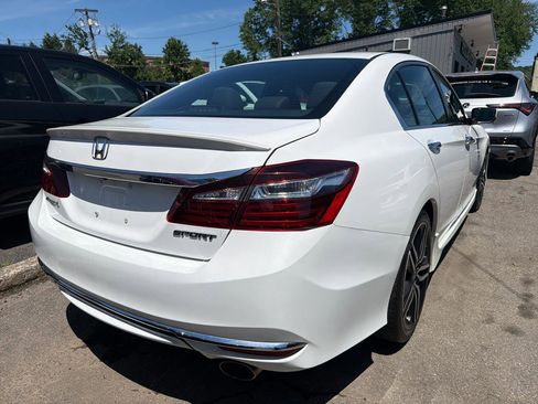 Used 2016 Honda Accord Sport image 6