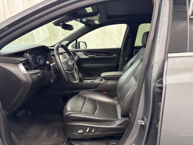 Used 2022 Cadillac XT5 Premium Luxury w/ Technology Package AWD/4WD image 20