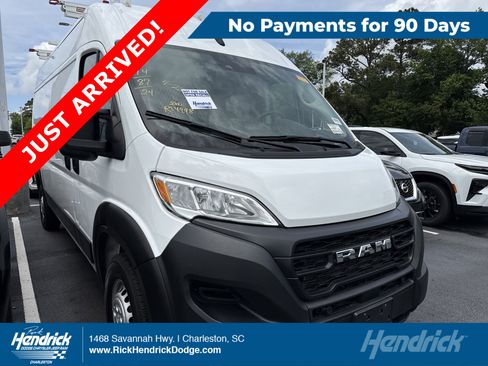 Used 2024 RAM ProMaster 2500 w/ Safety Group FWD image 1