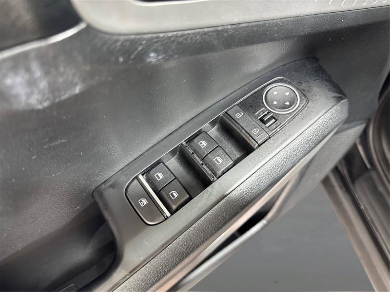 Used 2024 Kia Soul LX w/ Option Group 015 FWD image 28