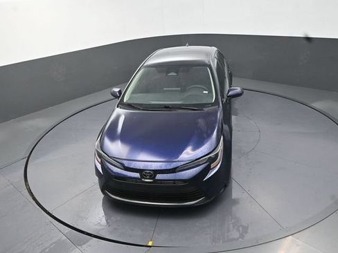 Used 2024 Toyota Corolla LE FWD image 24