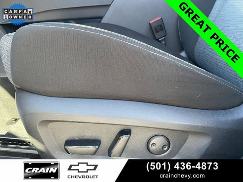 Used 2023 Nissan Rogue SV image 12