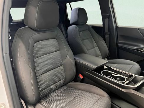 Certified 2025 Chevrolet Equinox LT AWD/4WD image 12
