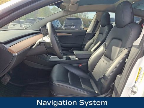 Used 2023 Tesla Model 3 Standard Range RWD image 2