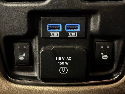 Used 2018 Jeep Grand Cherokee Limited image 13