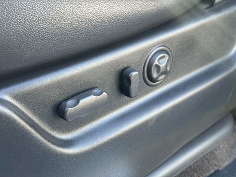 Used 2009 Chevrolet Suburban LTZ image 44