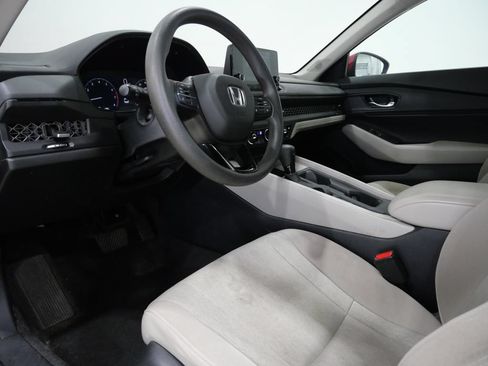 Used 2023 Honda Accord EX image 12